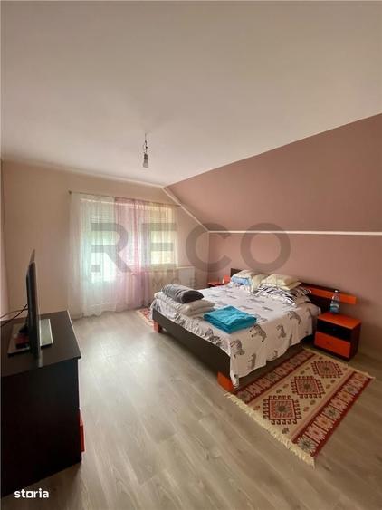 Casă cu 4 camere în Biharia