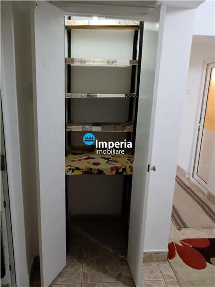 Apartament cu 3 camere decomandat în Gară