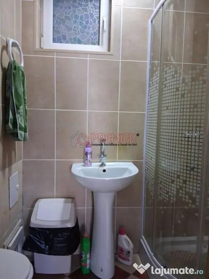 Garsonieră decomandată în Cantemir