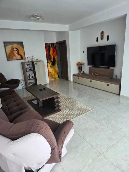 Casă individuală cu 3 camere cu Teren 300 Mp în Agigea