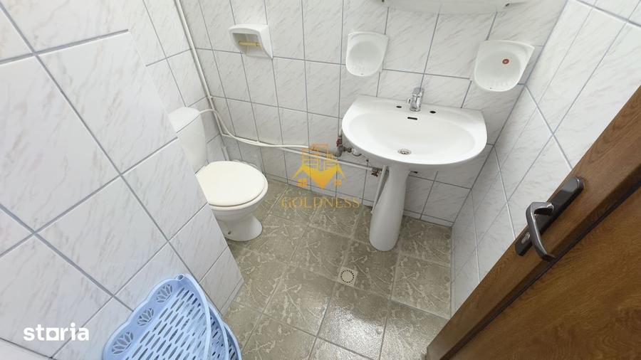 Apartament cu 3 camere, mobilat în Central