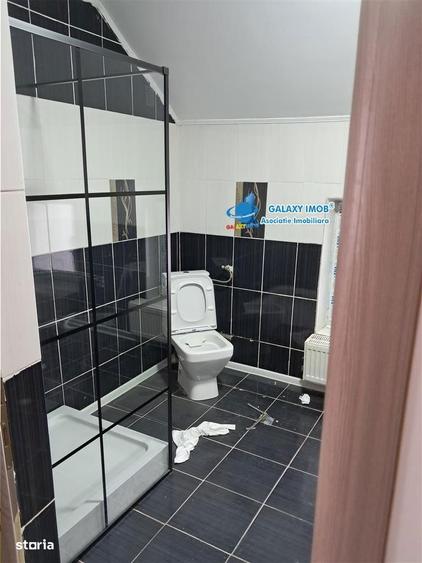 Casă cu 5 camere cu Teren 500 Mp în Prundu