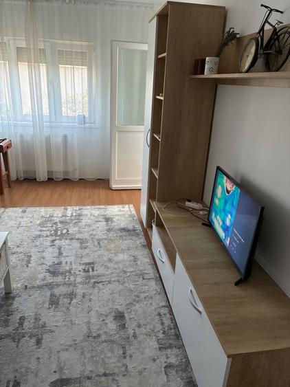 Apartament cu 2 camere decomandat în Rogerius