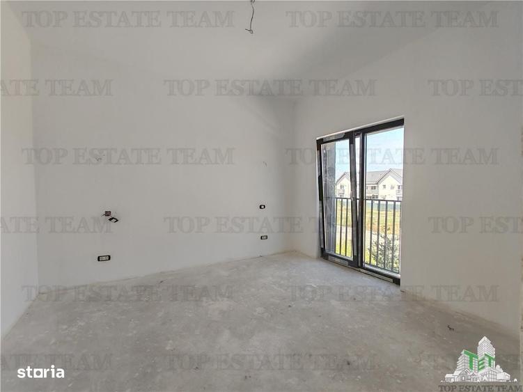 Casă cu 4 camere în Tunari