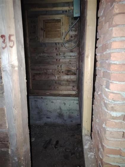 Casă individuală cu 5 camere cu Teren 1153 Mp în Est