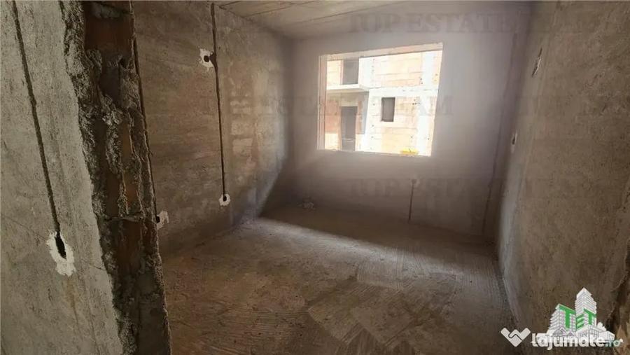 Casă cu 4 camere cu Teren 200 Mp în Prelungirea Ghencea