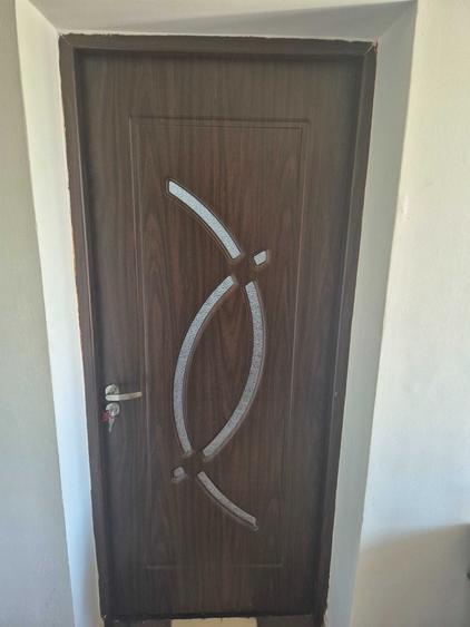 Casă cu 3 camere în Crângurile