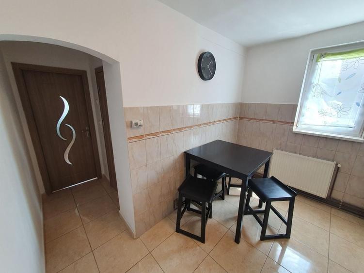 Apartament cu 2 camere decomandat în Bălcescu