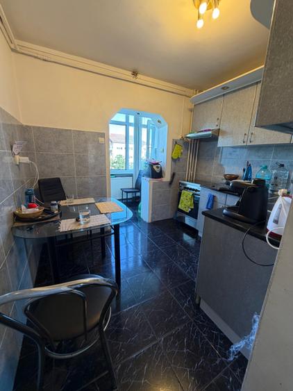 Apartament cu 3 camere în Aradului