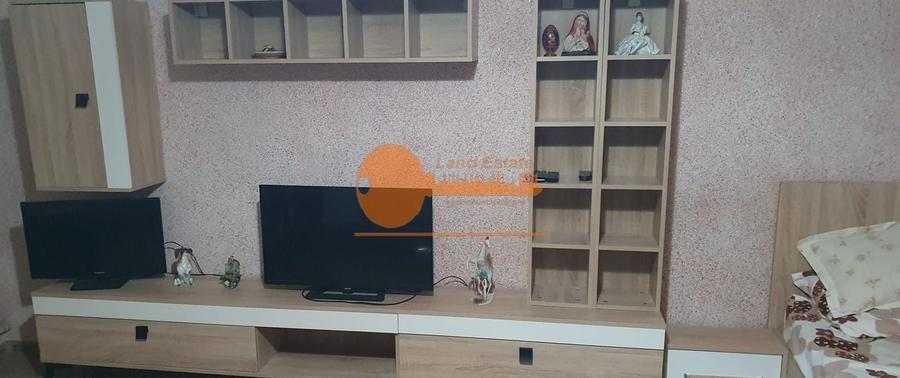 Garsonieră decomandată în Virtuții
