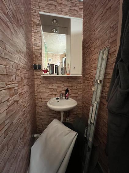 Apartament cu 3 camere decomandat, mobilat în Circumvalațiunii