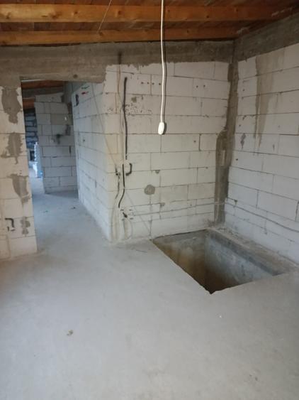Casă cu 3 camere în Cazasu