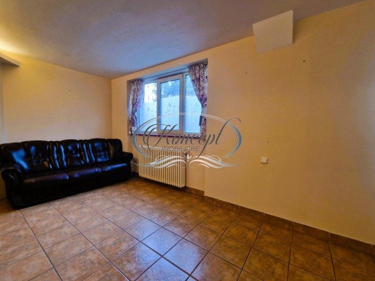 Apartament cu 3 camere semidecomandat, mobilat în Central