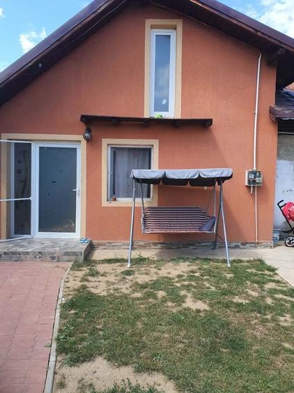 Casă cu 3 camere în Șipotu
