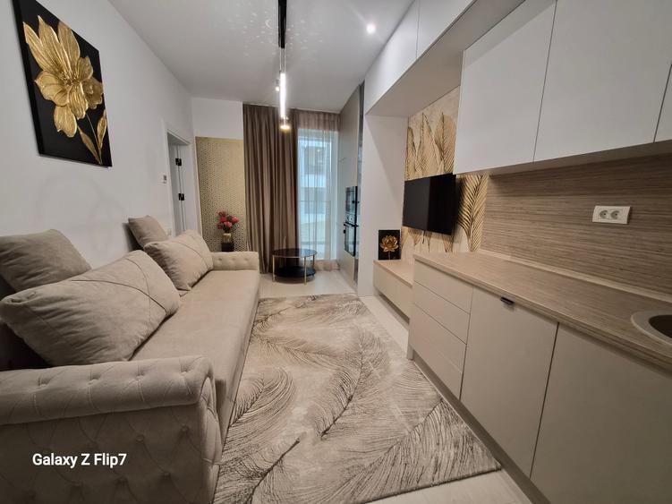 Apartament cu 2 camere semidecomandat în Pipera