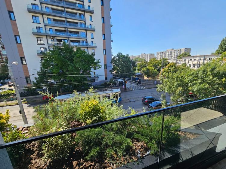 Apartament cu 2 camere semidecomandat în Dudești