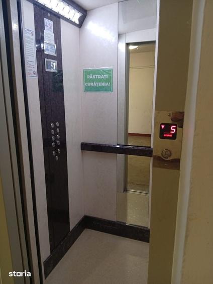 Apartament cu 2 camere decomandat în Intim