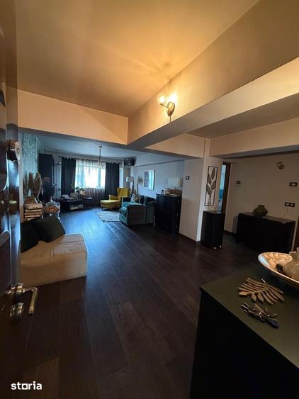 Vand Apartment 3 camere Bulevardul Uniri - 2
