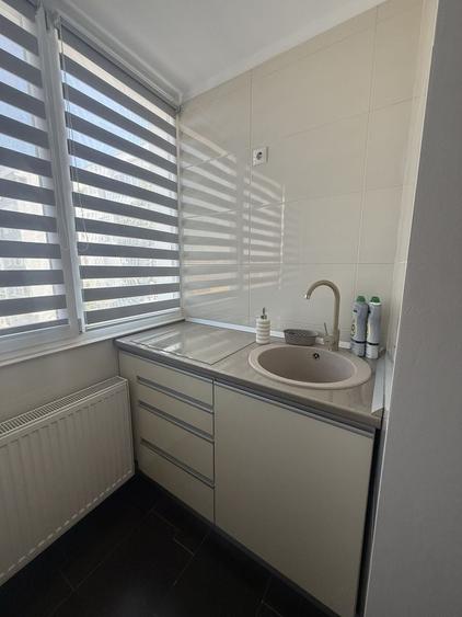 Apartament cu 2 camere decomandat în Lotus