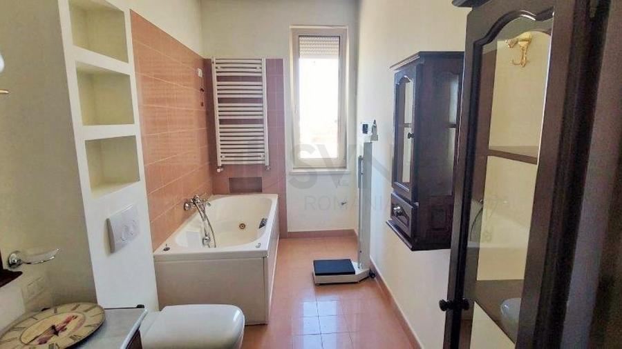 Apartament cu 7 camere circular, mobilat în Șoseaua Nordului