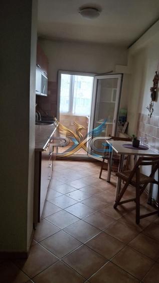 Apartament cu 3 camere decomandat în Prelungirea Ghencea