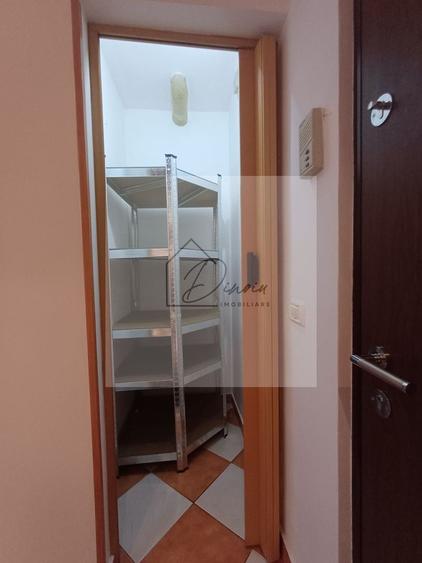 Apartament cu 3 camere decomandat, mobilat în Berceni