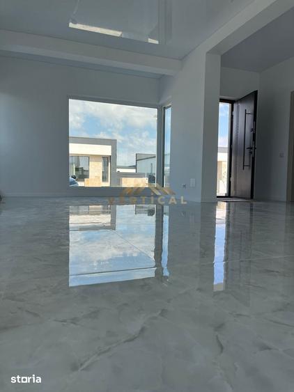 Casă cu 4 camere cu Teren 321 Mp în Snagov