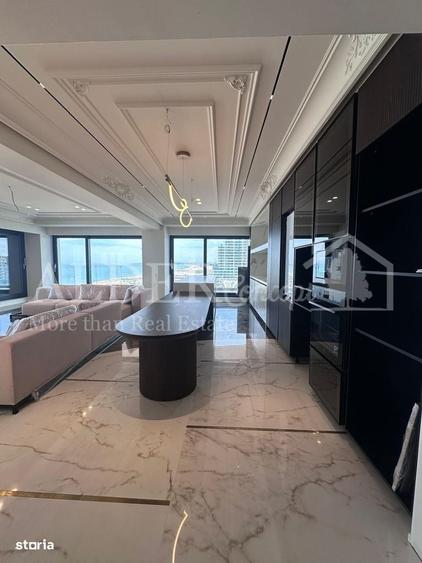 Apartament cu 4 camere în Nord