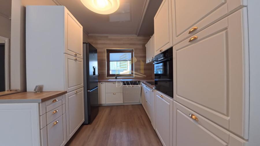 Duplex cu 4 camere cu Canalizare în Bună Ziua