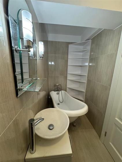 Apartament cu 2 camere nedecomandat, mobilat în Galata