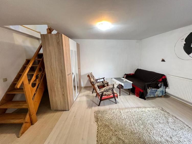 Apartament cu 2 camere decomandat, mobilat în Central