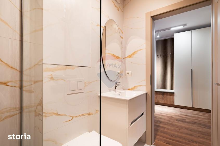 Apartament cu 3 camere, mobilat în Funcționarilor