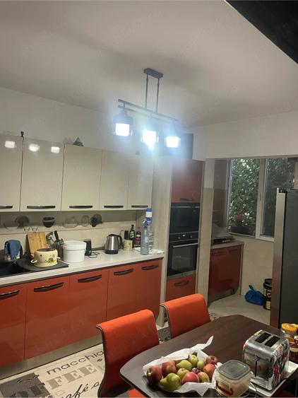 Casă cu Teren 608 Mp în Central