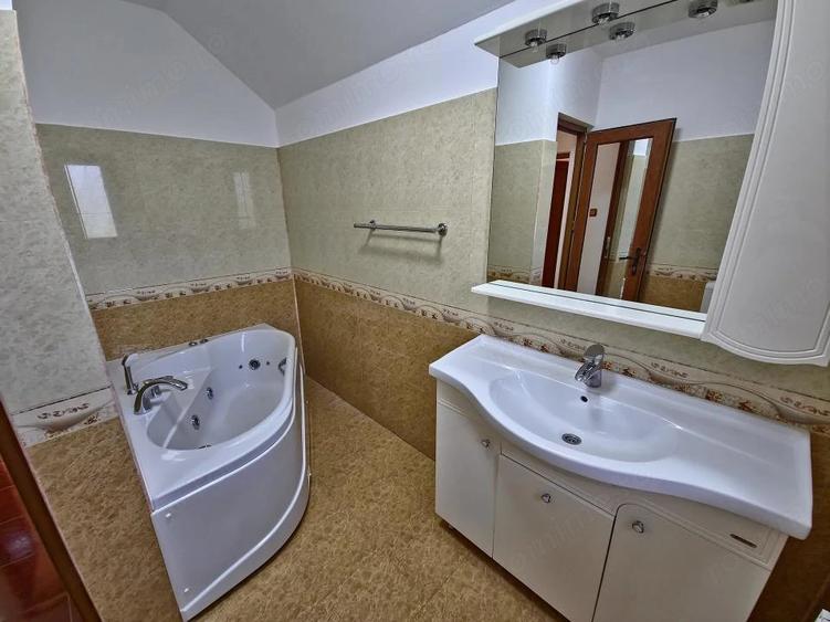 Casă cu 3 camere cu Teren 200 Mp în Cumpăna