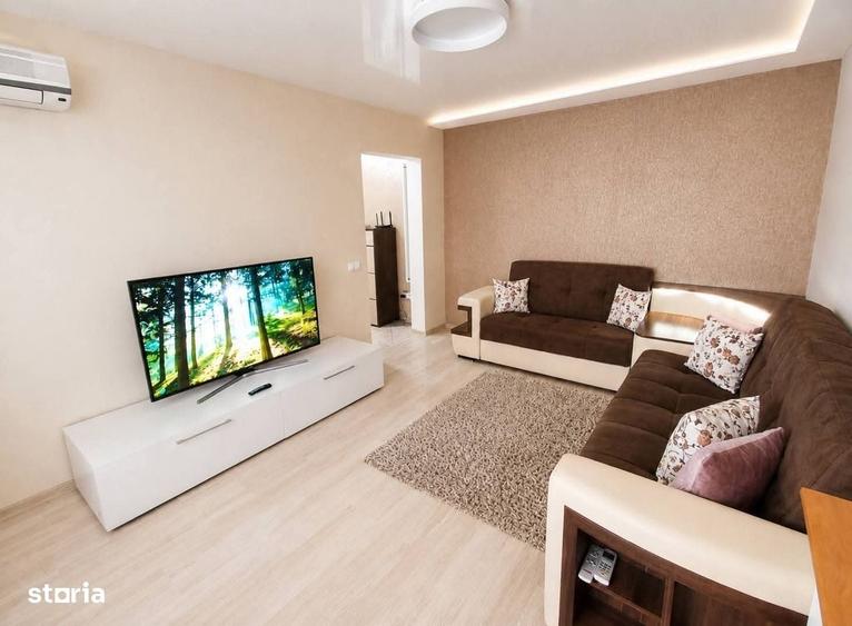 Apartament cu 3 camere decomandat în Obor