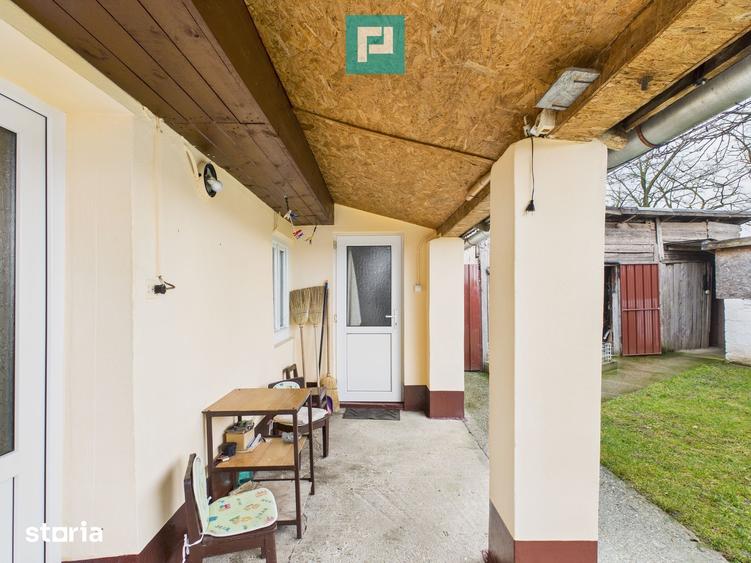 Casă cu 3 camere cu Teren 1356 Mp în Olari