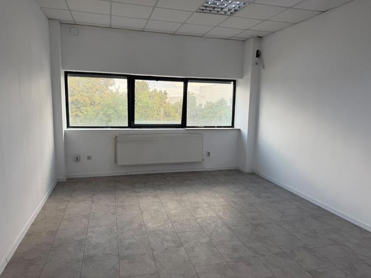 Spațiu comercial, de 29 mp, în Exterior Vest