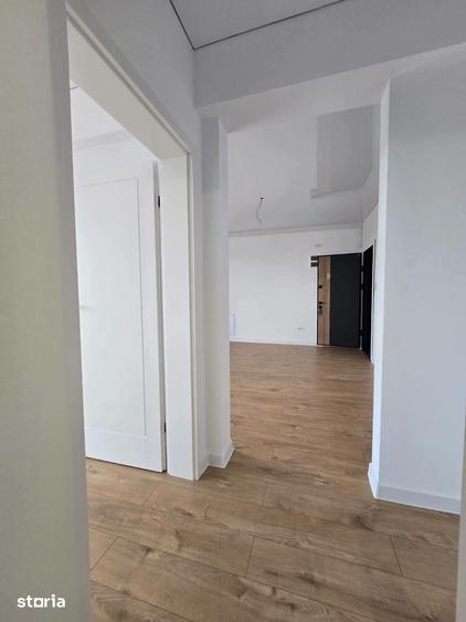Apartament cu 2 camere semidecomandat în Dobroești