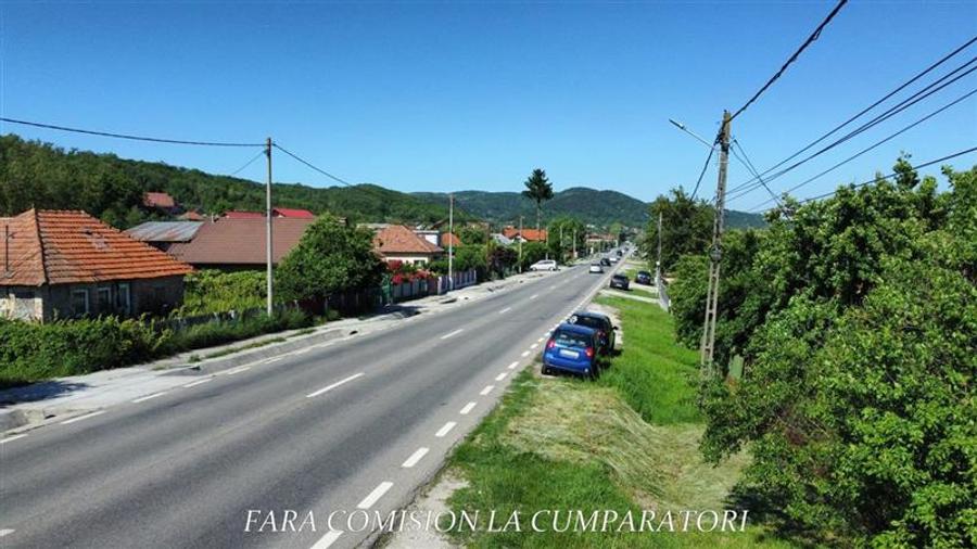 Teren Construcții intravilan de 1895 mp, în Copăcelu