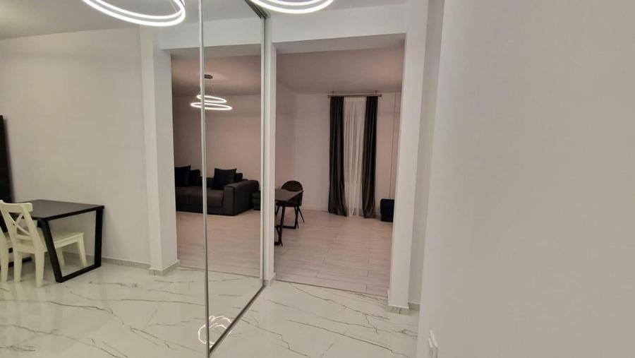 Apartament cu 2 camere decomandat în Grozăvești