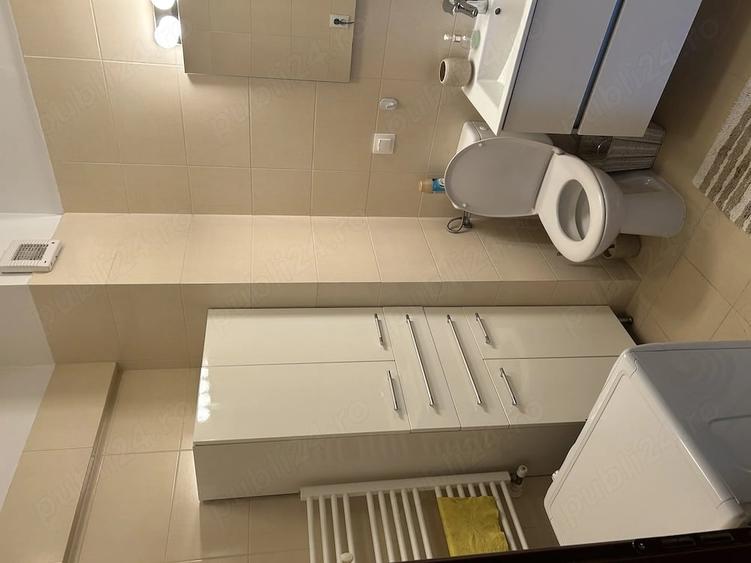 Apartament cu 2 camere decomandat în Astra