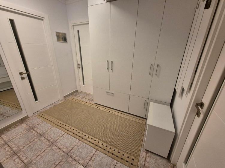 Apartament cu 2 camere decomandat, mobilat în Ultracentral