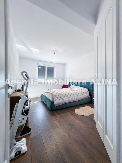 Apartament cu 2 camere decomandat în 22 Decembrie