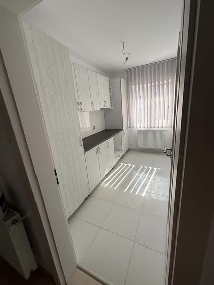 Apartament de vanzare - 2