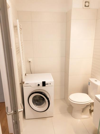 Apartament cu 2 camere decomandat în B-dul București
