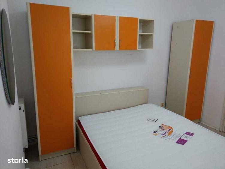 Apartament cu 2 camere semidecomandat în Calea Victoriei