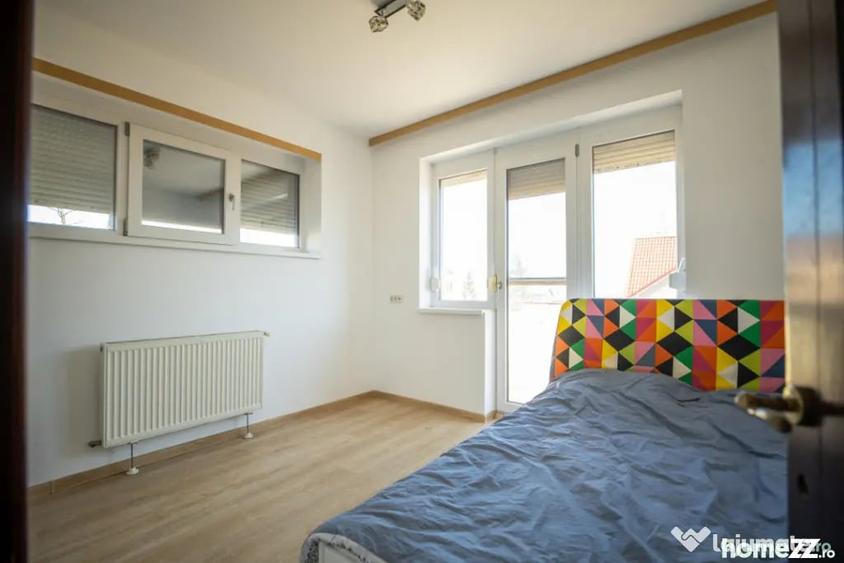 Casă cu 6 camere cu Teren 558 Mp în Central