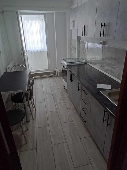 inchiriez 2 camere decomandate M20 - 3
