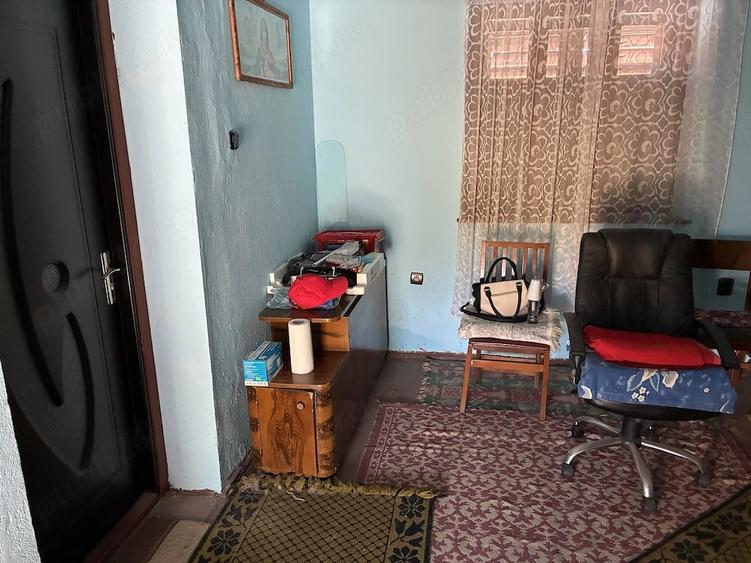 Casă cu 3 camere cu Teren 1080 Mp în Central
