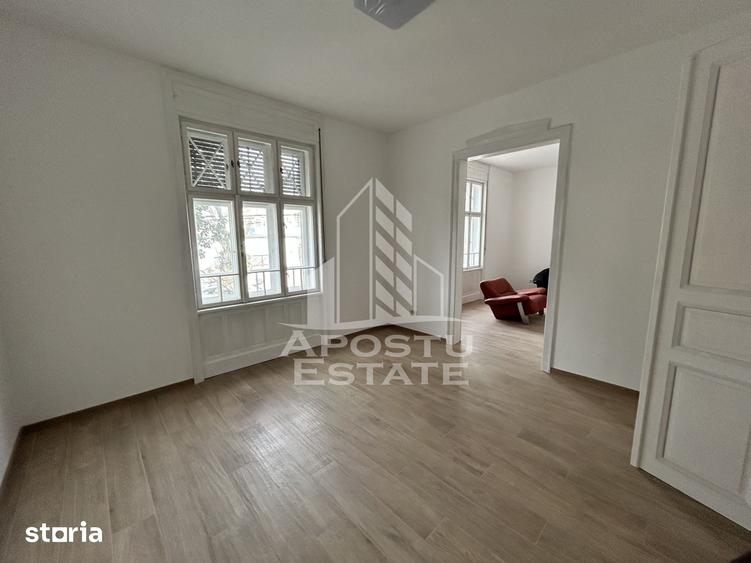 Spațiu comercial, de 100 mp, în Girocului